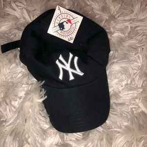 NY yankee hat